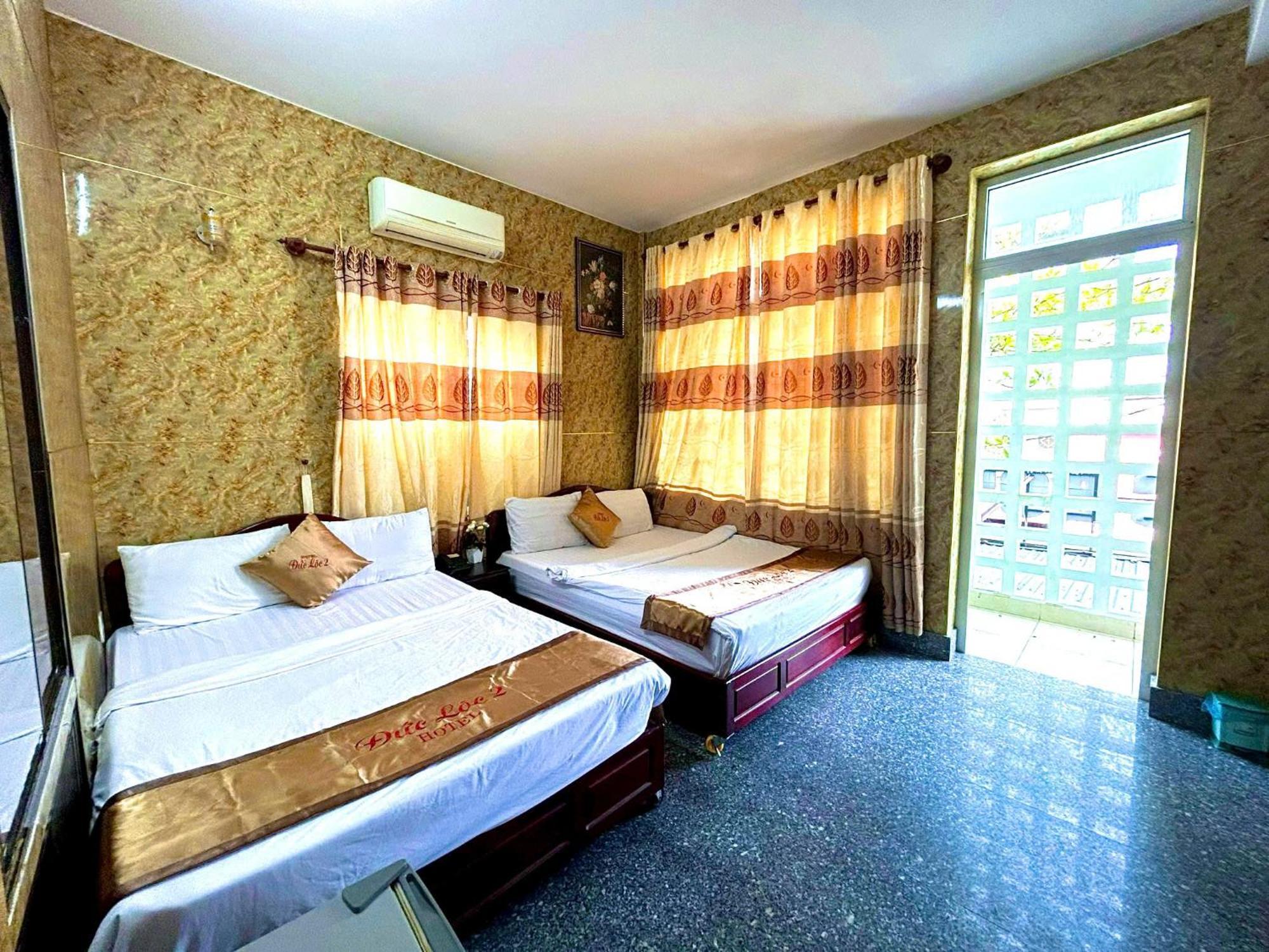 Duc Loc 2 Hotel Hue Exterior photo
